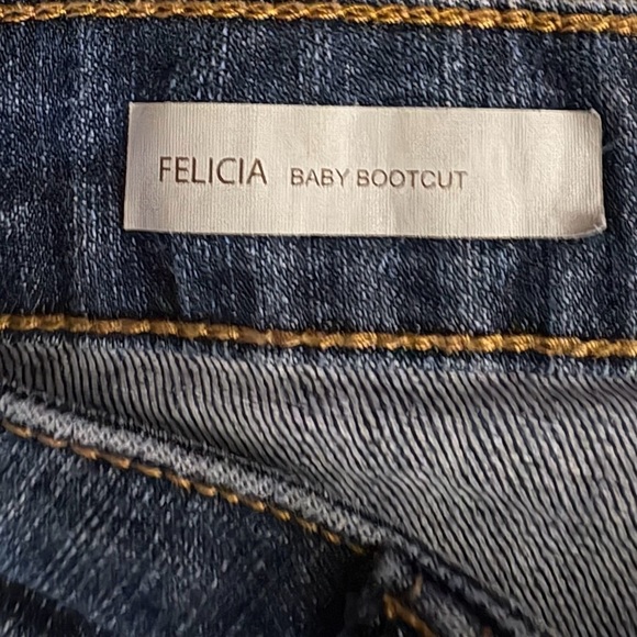 Kut from the Kloth Felicia Baby Bootcut Jeans Size 12 - Picture 5 of 5